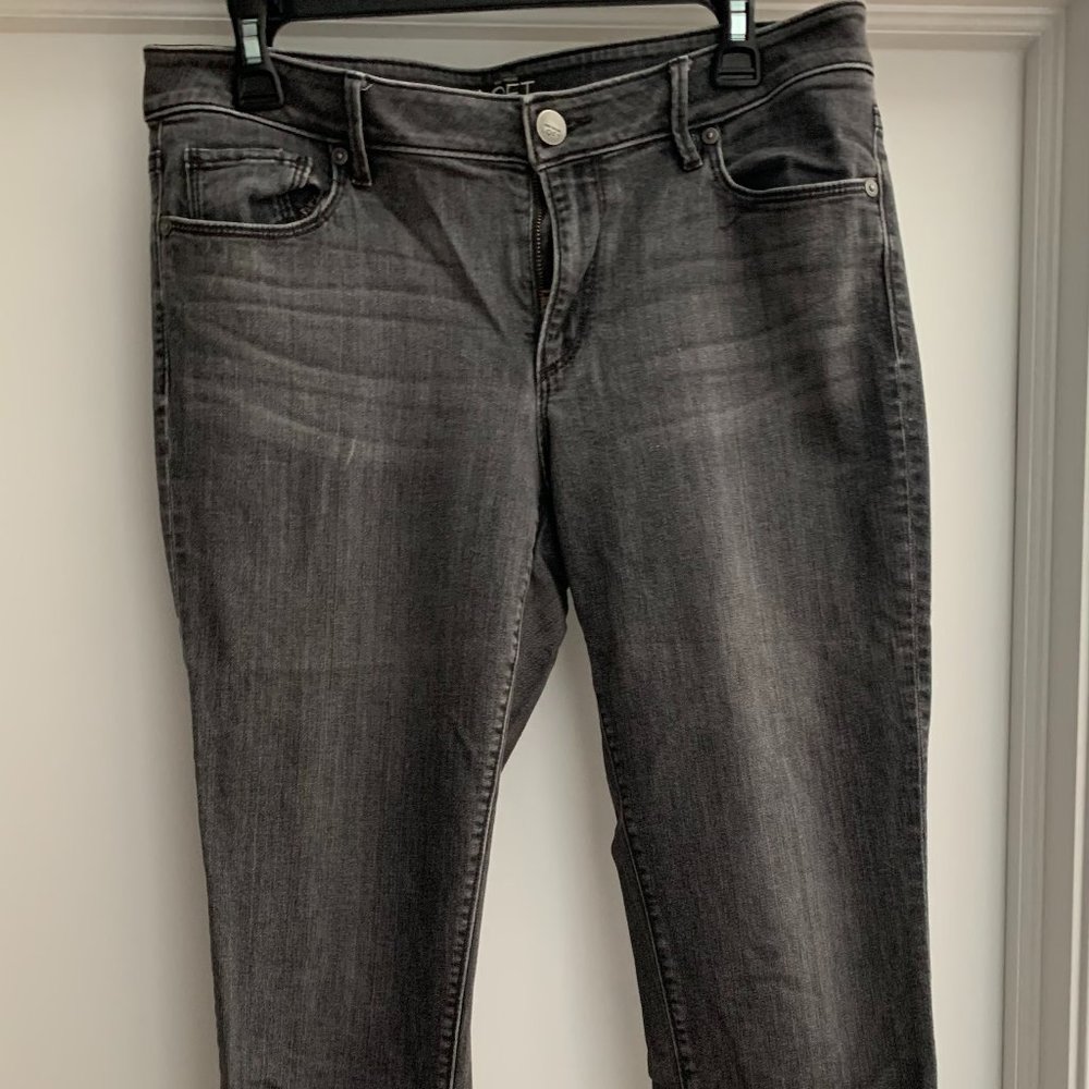 LOFT Curvy Skinny Gray Jeans